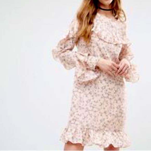 NWOT 🌸 midi ruffle dress - Picture 1 of 5